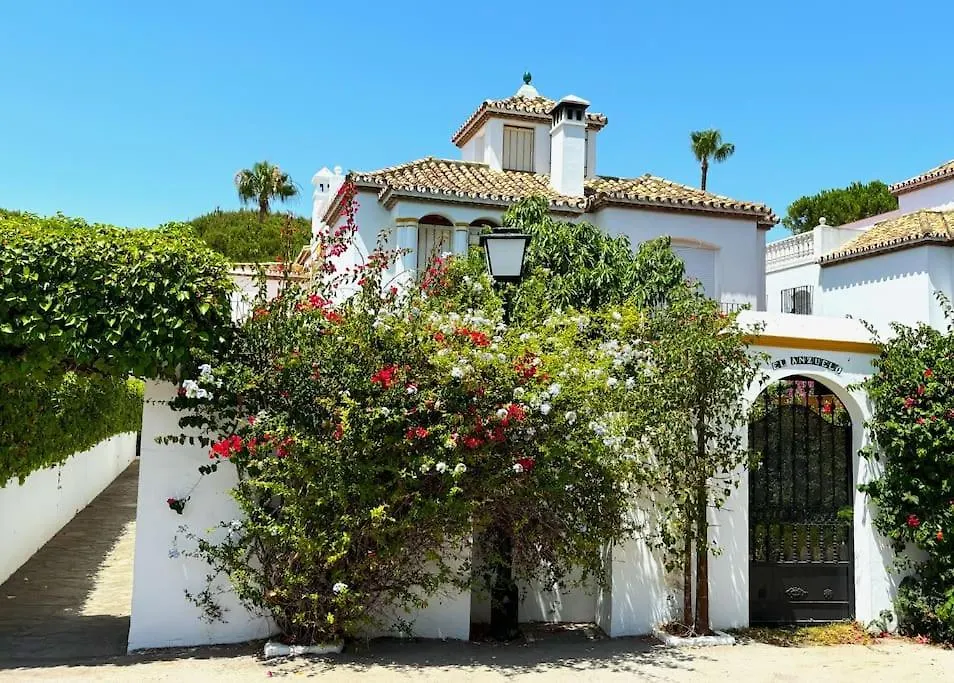 Villa 3 Min To Beach Urb Benamara Dos Hermanas Estepona
