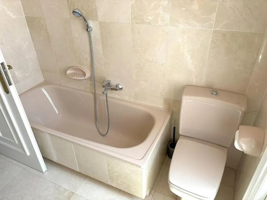 Villa 3 Min To Beach Urb Benamara Dos Hermanas Estepona