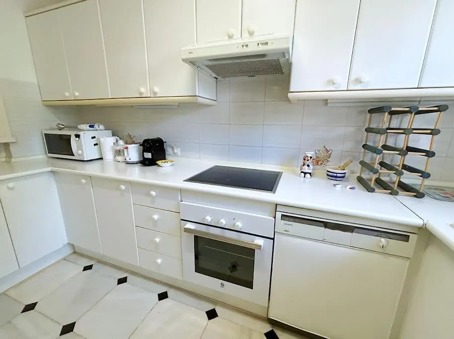 Villa 3 Min To Beach Urb Benamara Dos Hermanas Estepona