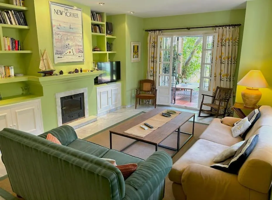Villa 3 Min To Beach Urb Benamara Dos Hermanas Estepona Spain