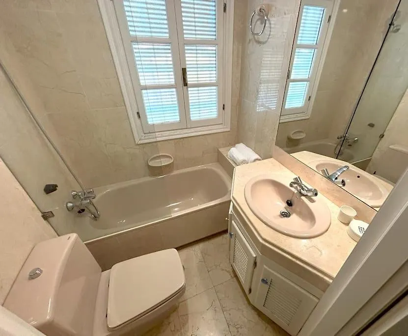 Villa 3 Min To Beach Urb Benamara Dos Hermanas Estepona 0*,  Spain