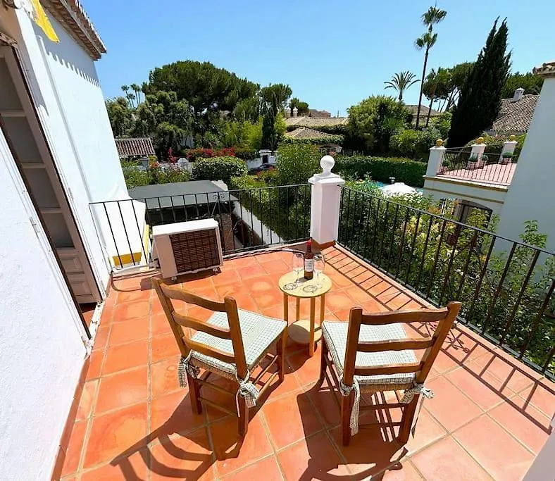 Villa 3 Min To Beach Urb Benamara Dos Hermanas Estepona 0*,  Spain