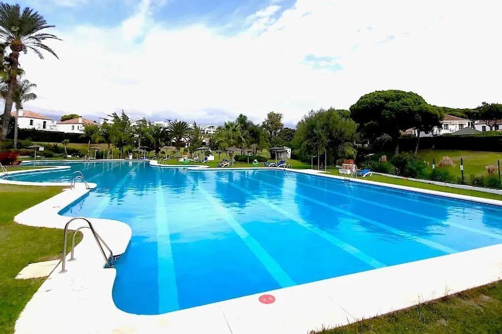 Villa 3 Min To Beach Urb Benamara Dos Hermanas Estepona Spain