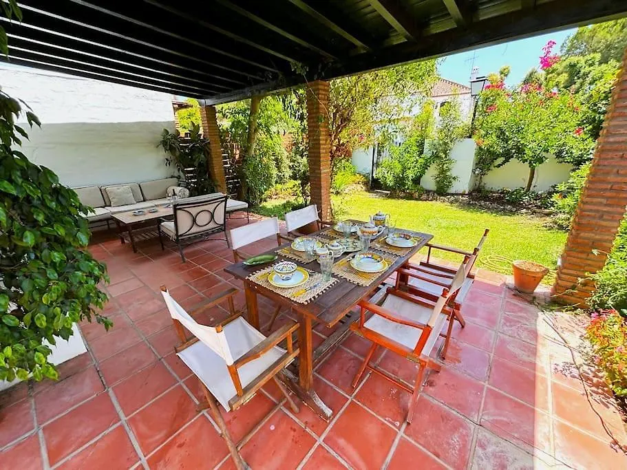 Villa 3 Min To Beach Urb Benamara Dos Hermanas Estepona